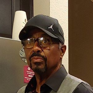 Meet your Posher, Ron